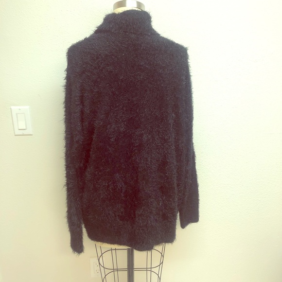 Forever 21 black soft furry turtleneck sweater L - Picture 1 of 3